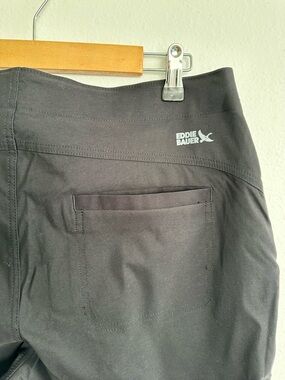 Eddie Bauer Black Straight-Leg Stretchy Pants with Front w/Zippers Pockets